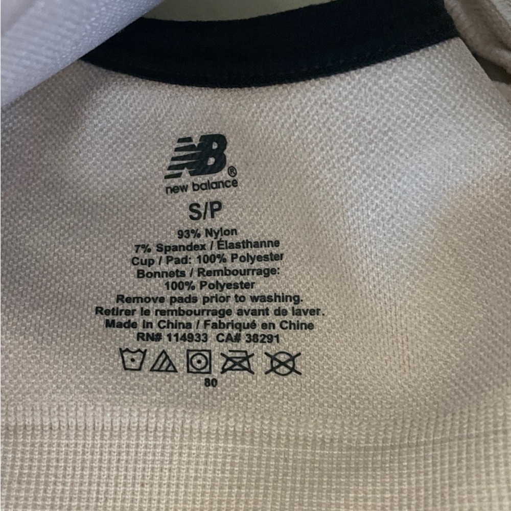 New Balance Black and pink Sports Bra SP - Picture 3 of 3